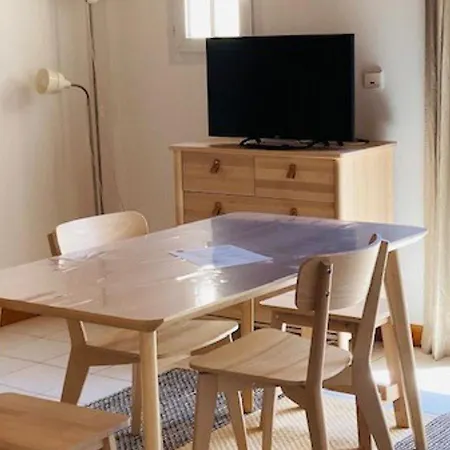 Studio Charmant Avec Terrasse Et Acces Plage A Martin De Re - Fr-1-544-18 Apartment Saint-Martin-de-Re